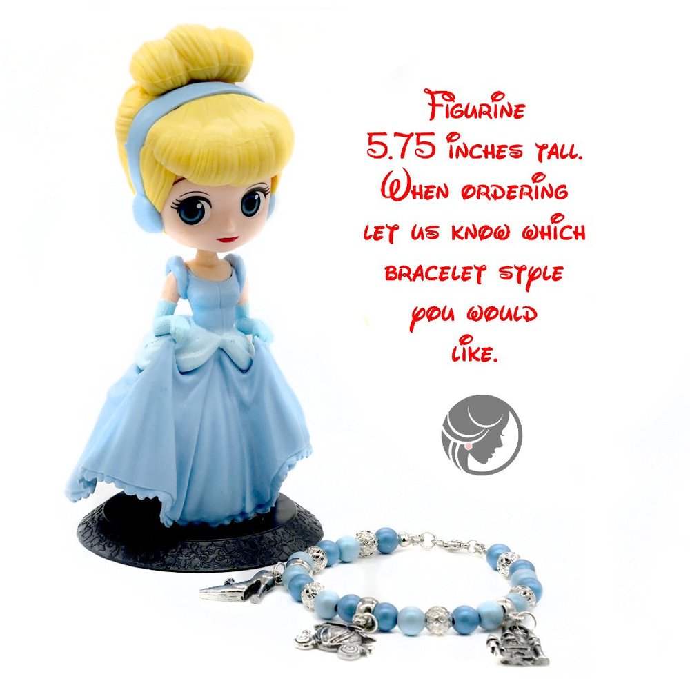 Disney theme bracelets with Cinderella figurine included. - Picture 2 of 6